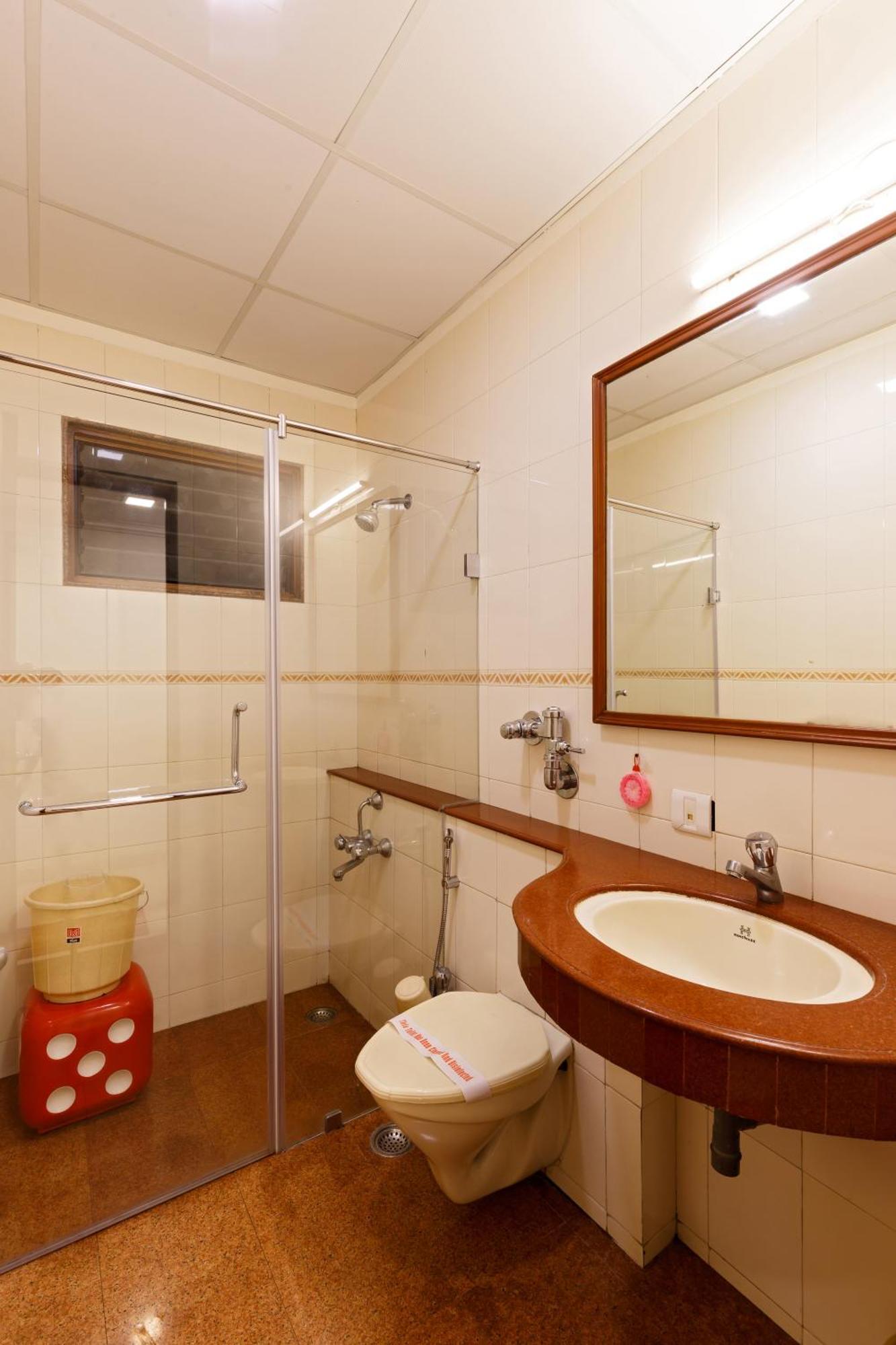Hotel Woodland Kolhapur Ngoại thất bức ảnh